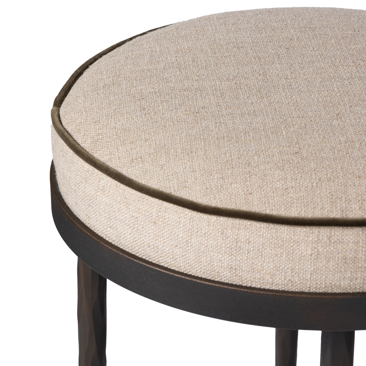 #color_alcala-taupe