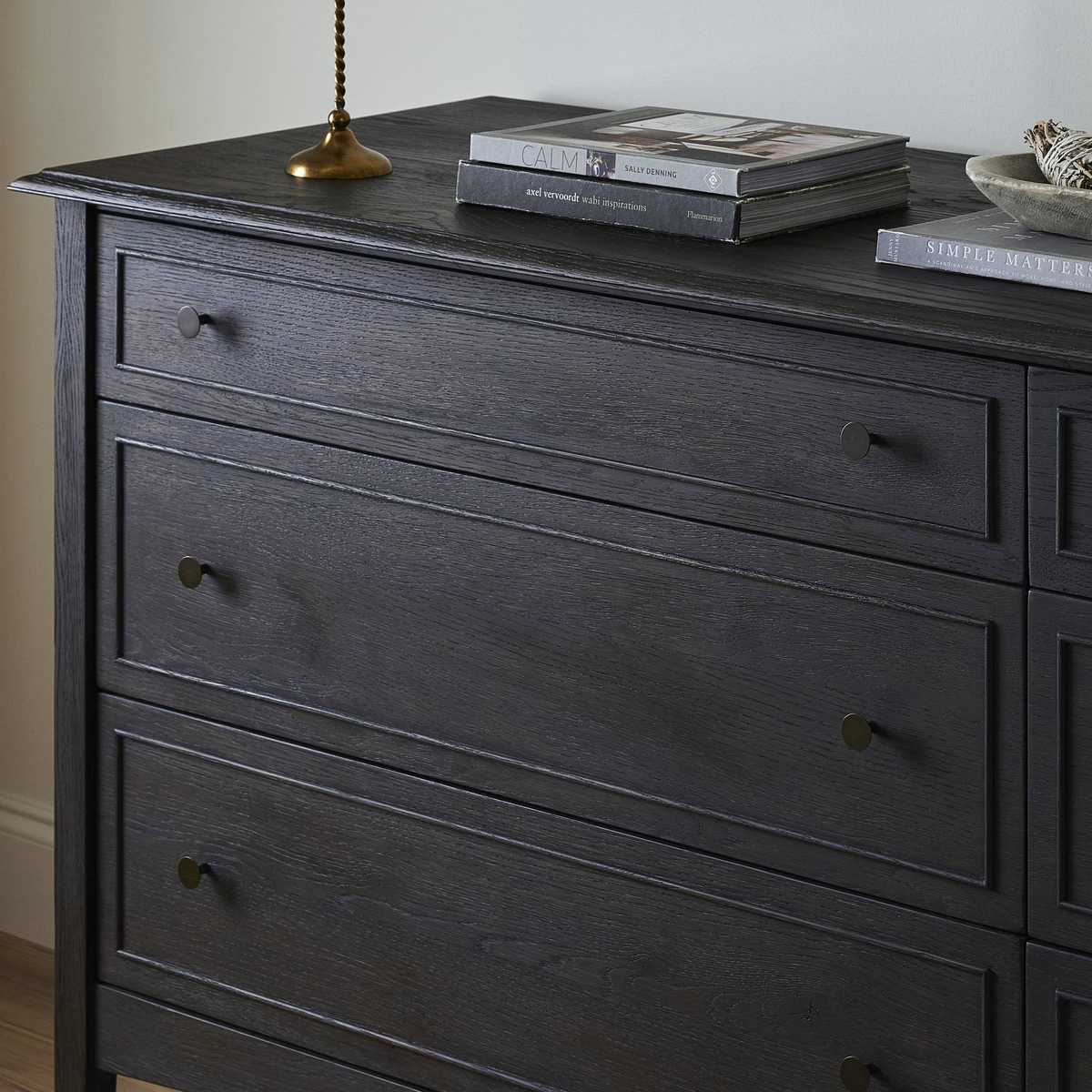 #color_smoked-black-oak-veneer