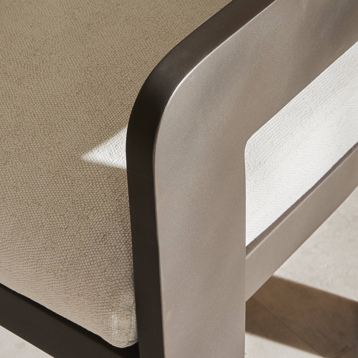 #color_alessi-linen
