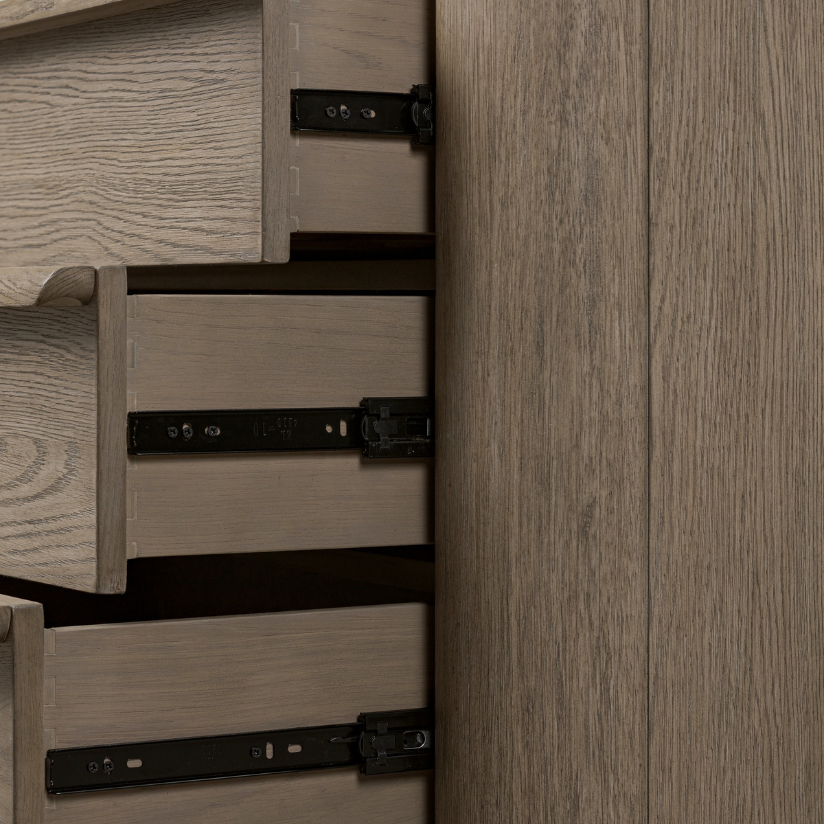 #color_natural-flat-oak-veneer