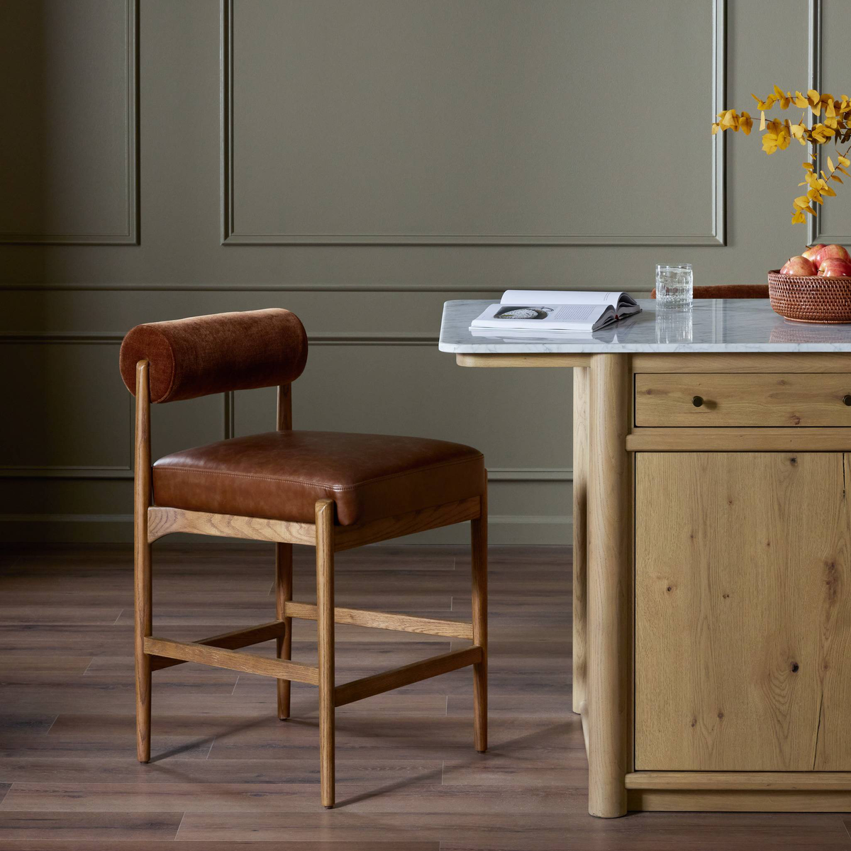 #color_seating/chairs/bar-counter