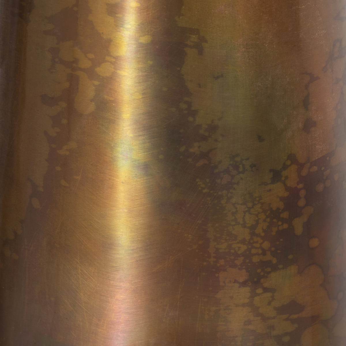 #color_iridescent-acid-wash