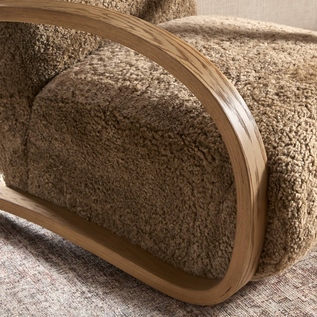 #color_taupe-shearling