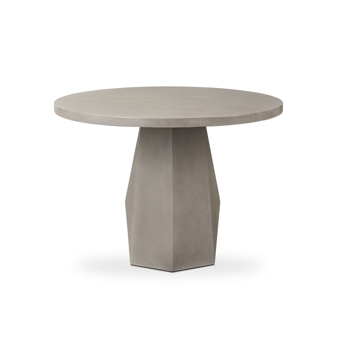 #color_outdoor/outdoor-tables-and-storage/outdoor-dining