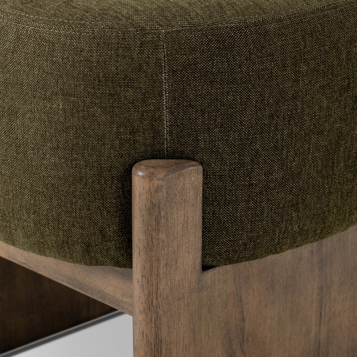 #color_sutton-olive