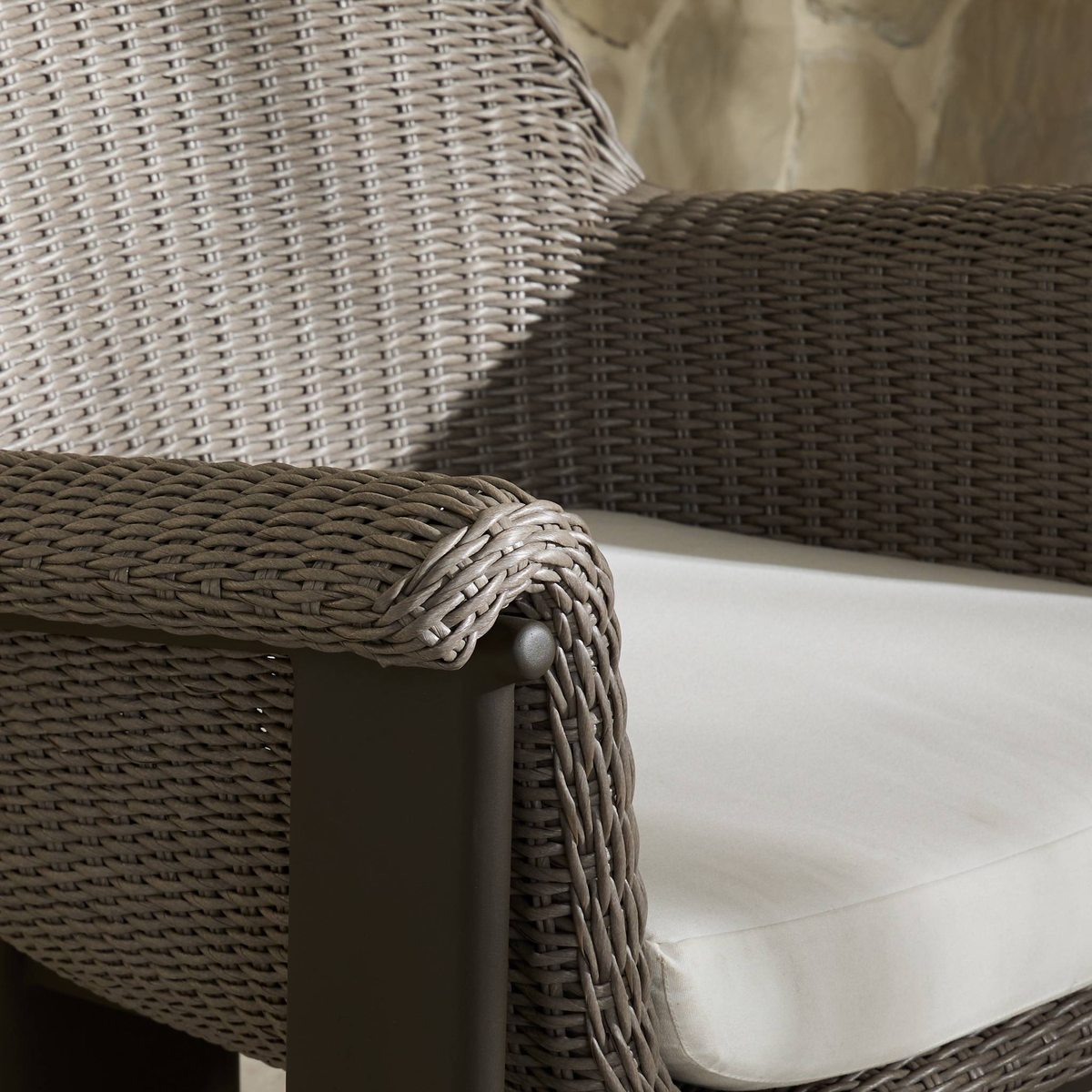 #color_vintage-taupe