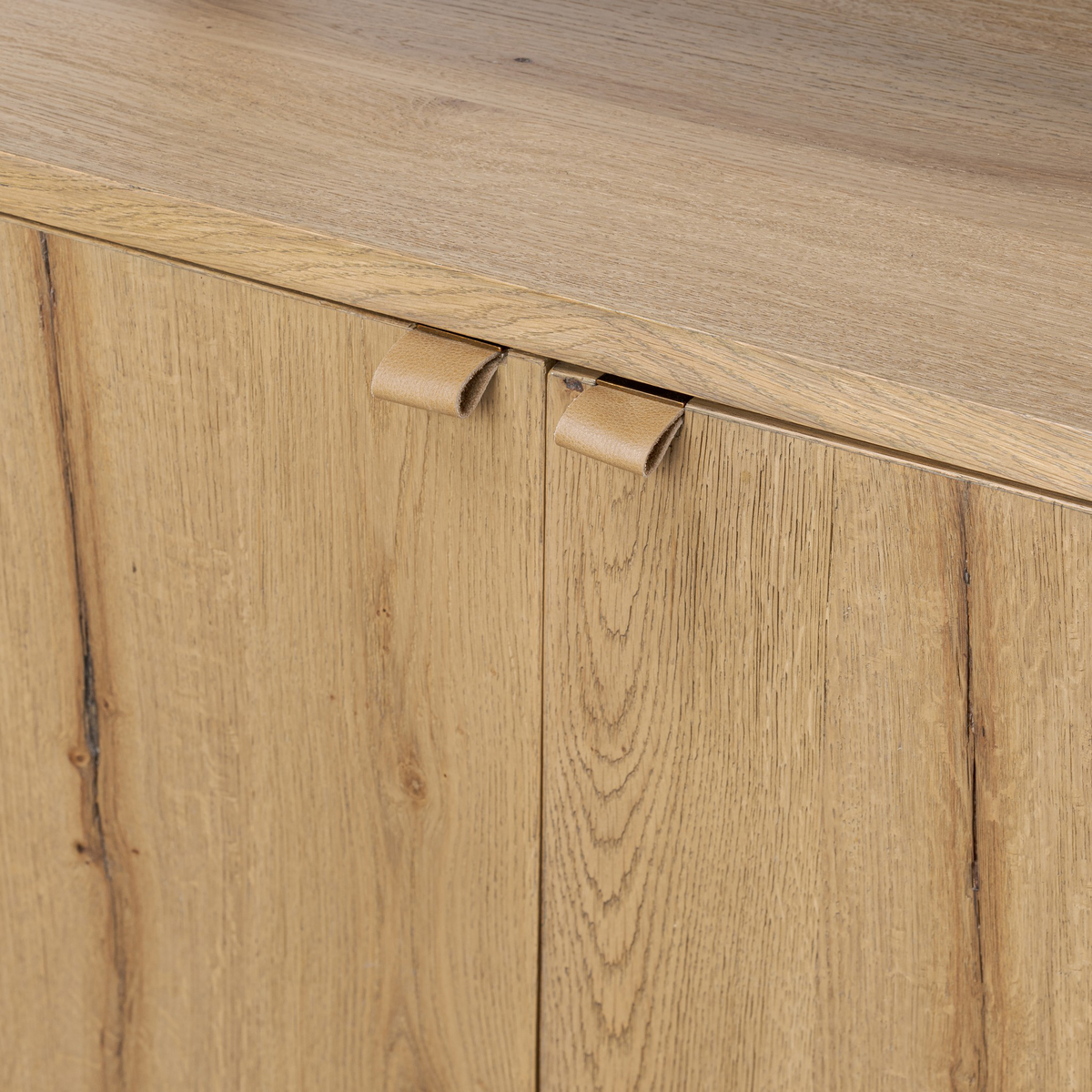 #color_worn-oak-veneer