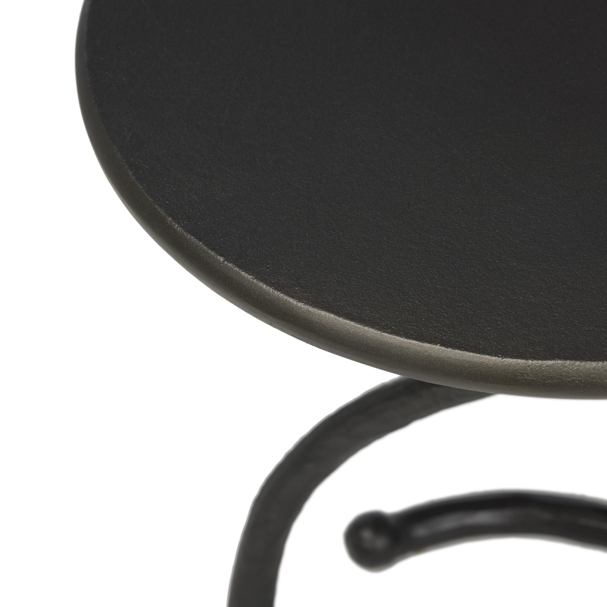 #color_gunmetal-aluminum