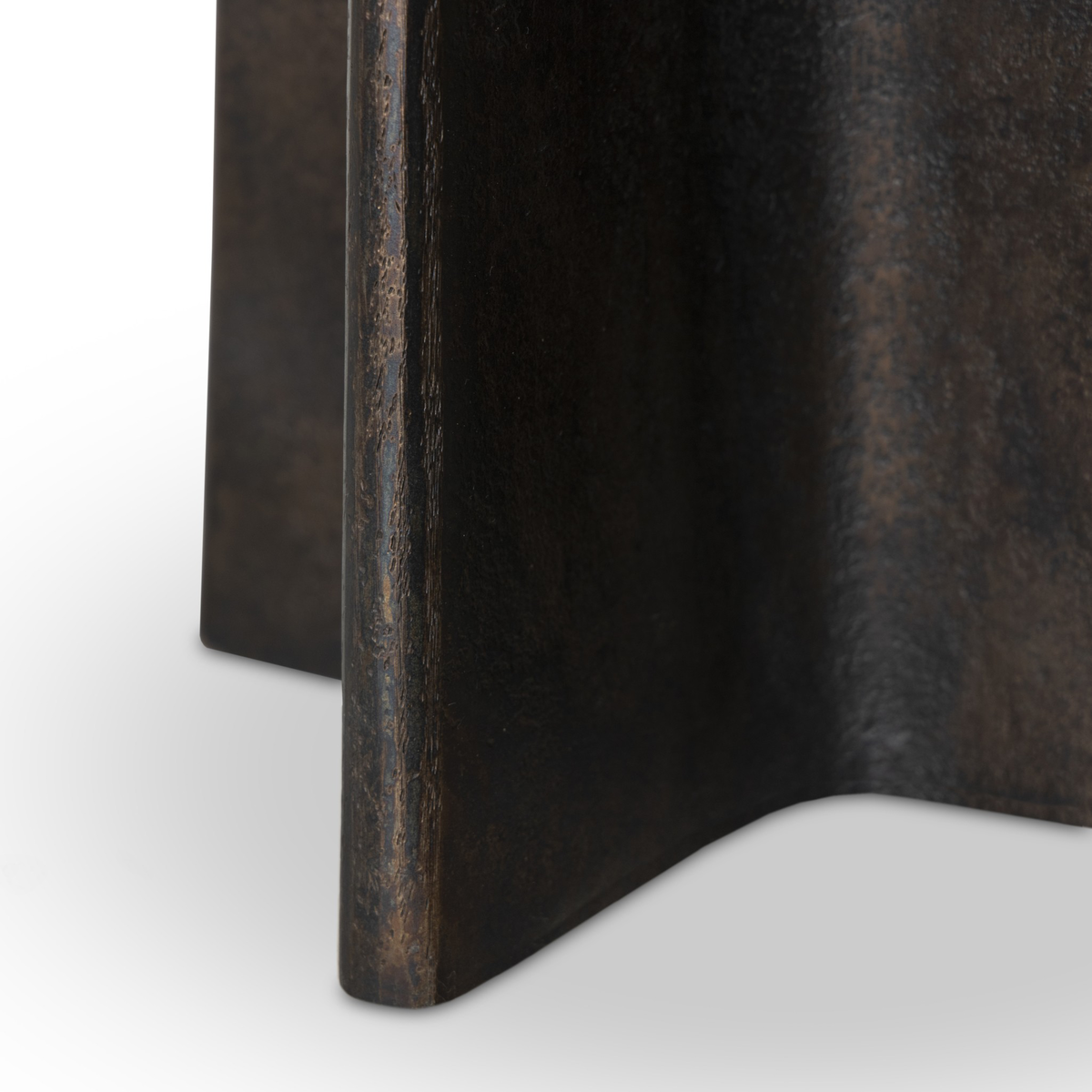 #color_distressed-bronze