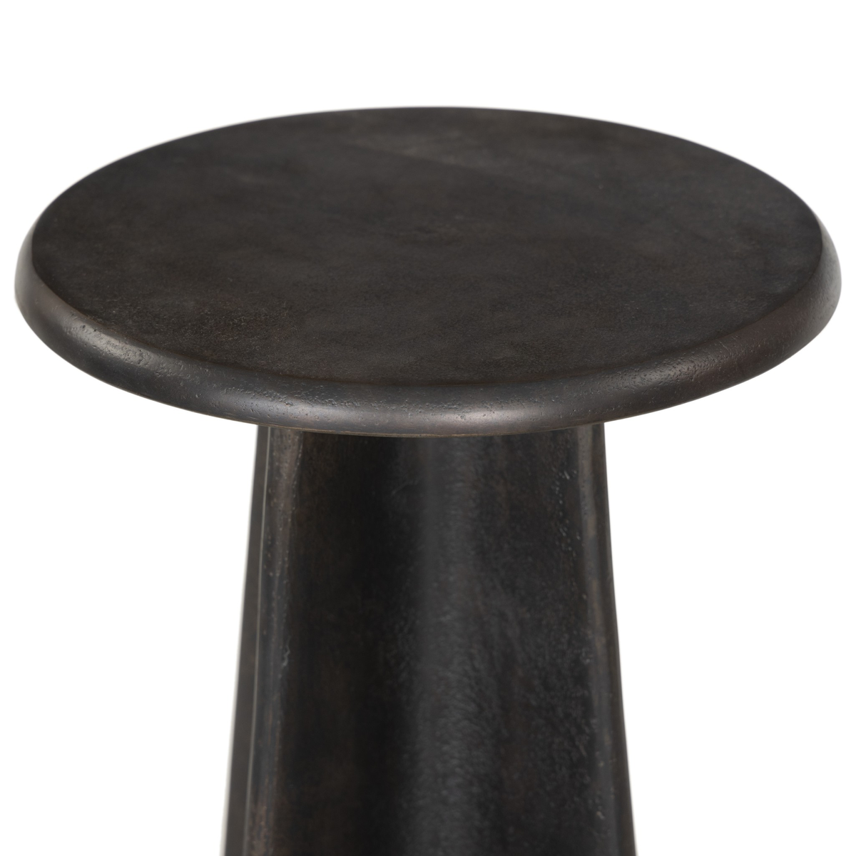 #color_distressed-bronze