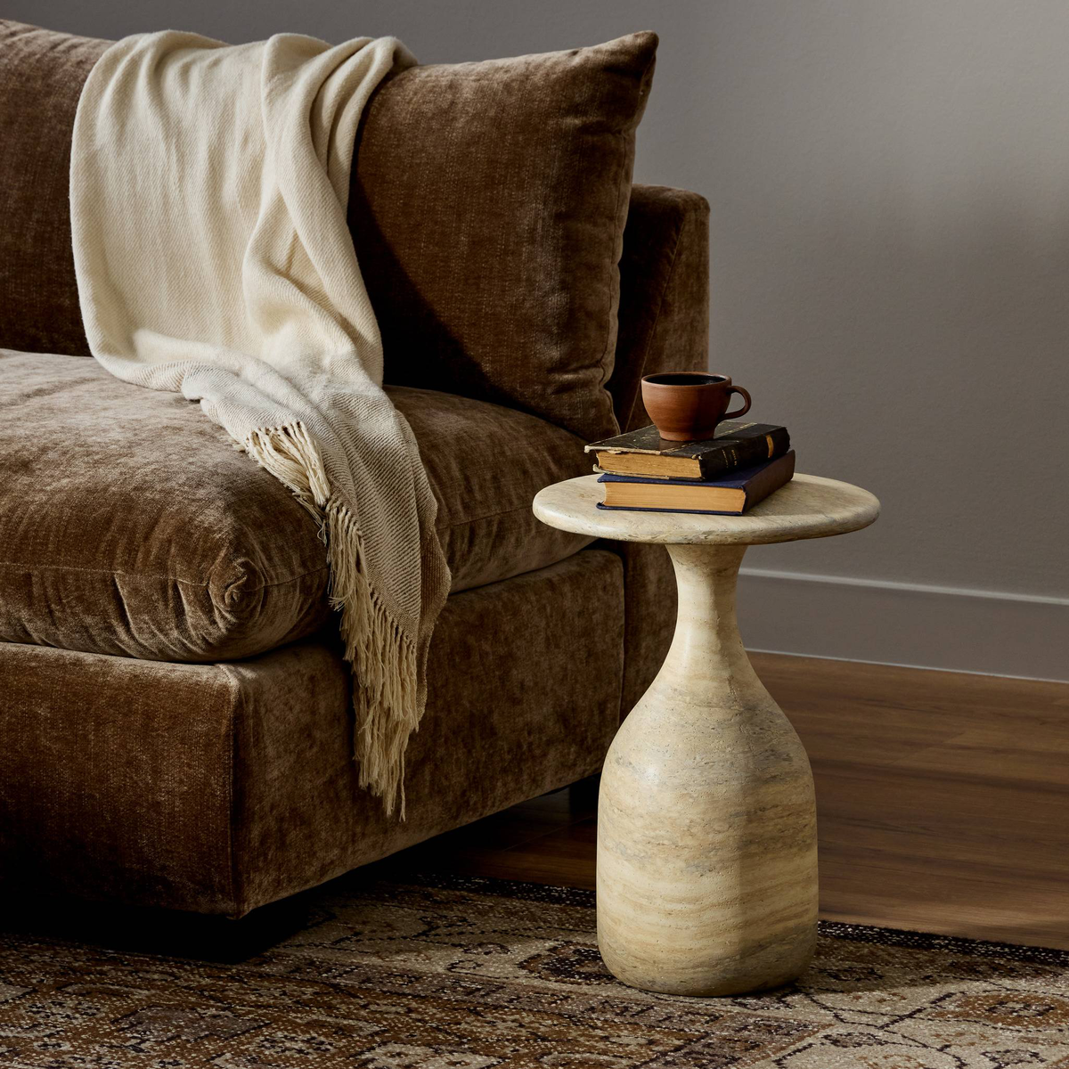 #color_textured-sandy-grey