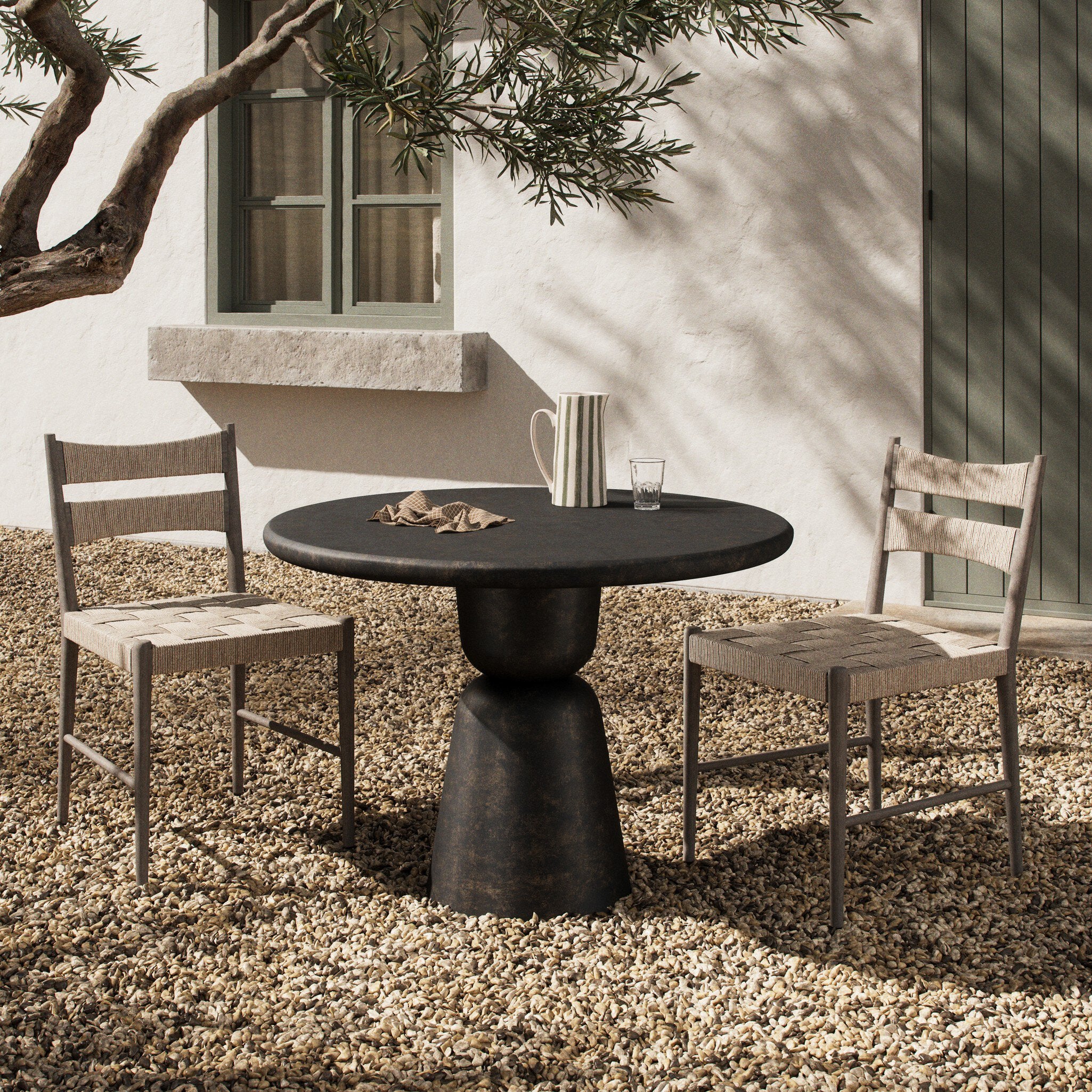 Brixton Outdoor Round Dining Table 42"