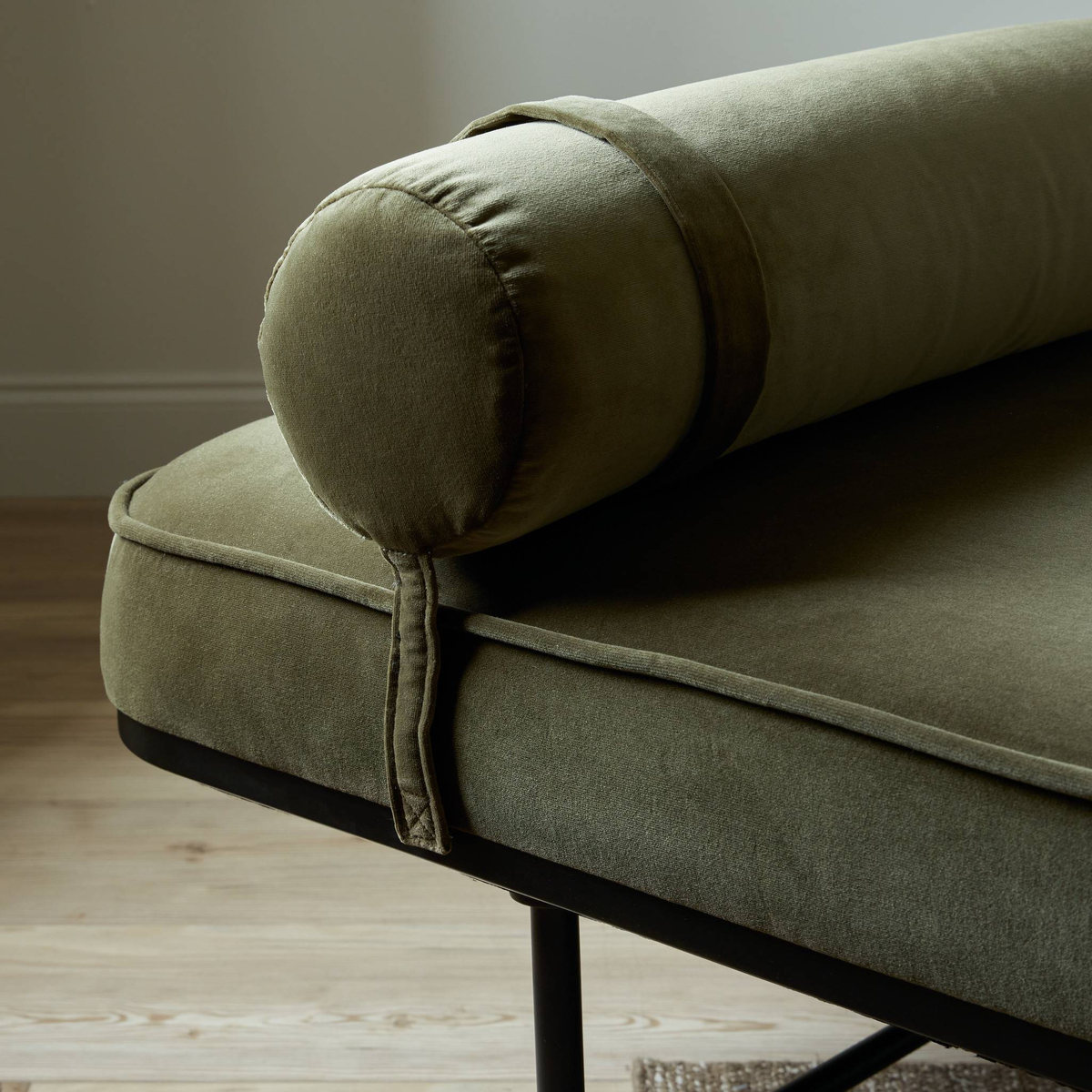 #color_surrey-olive