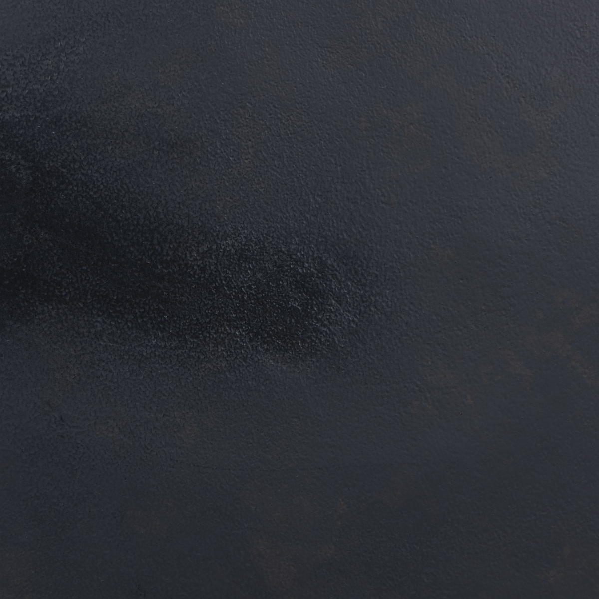 #color_black-antique