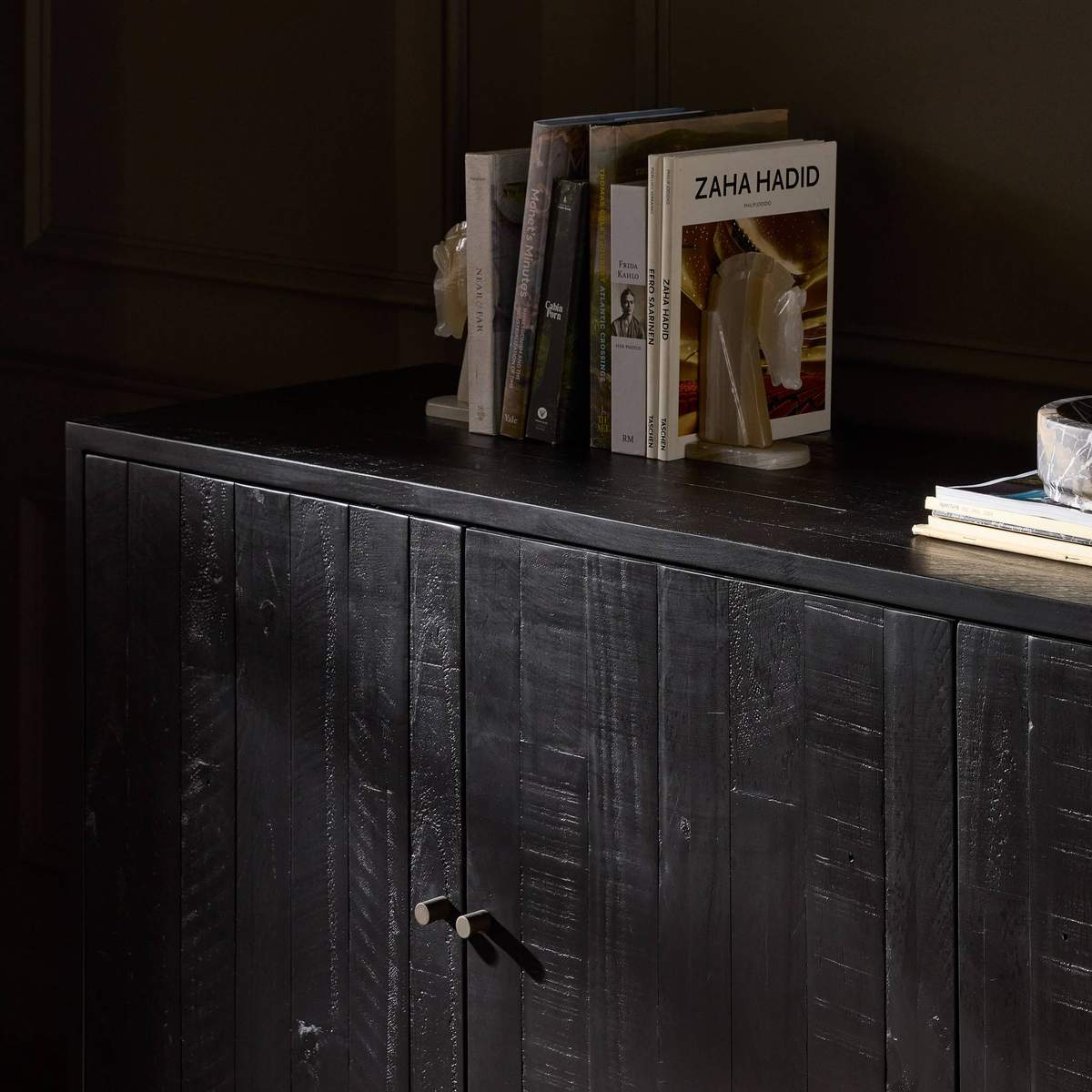 #color_aged-black-pine