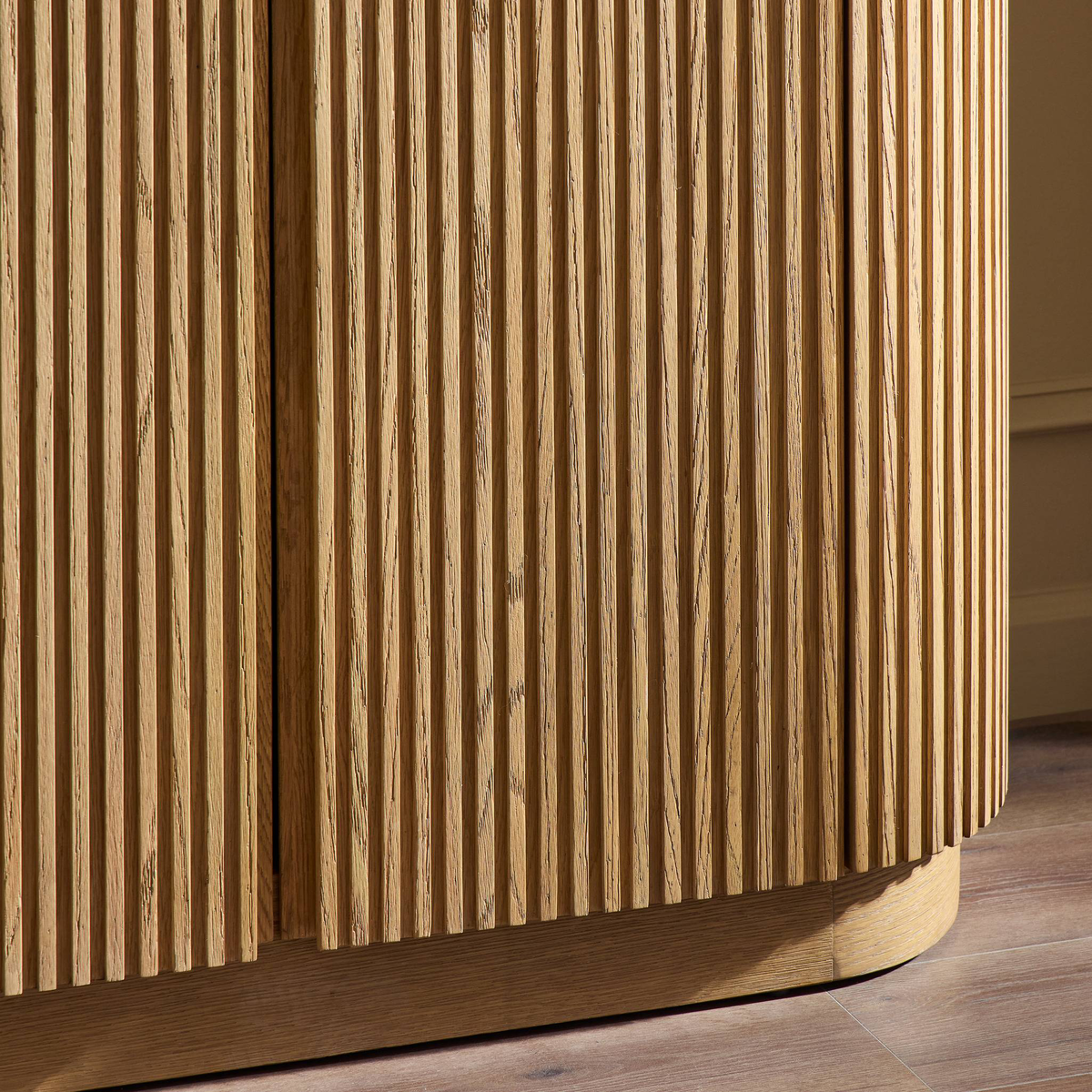 #color_desert-oak-veneer