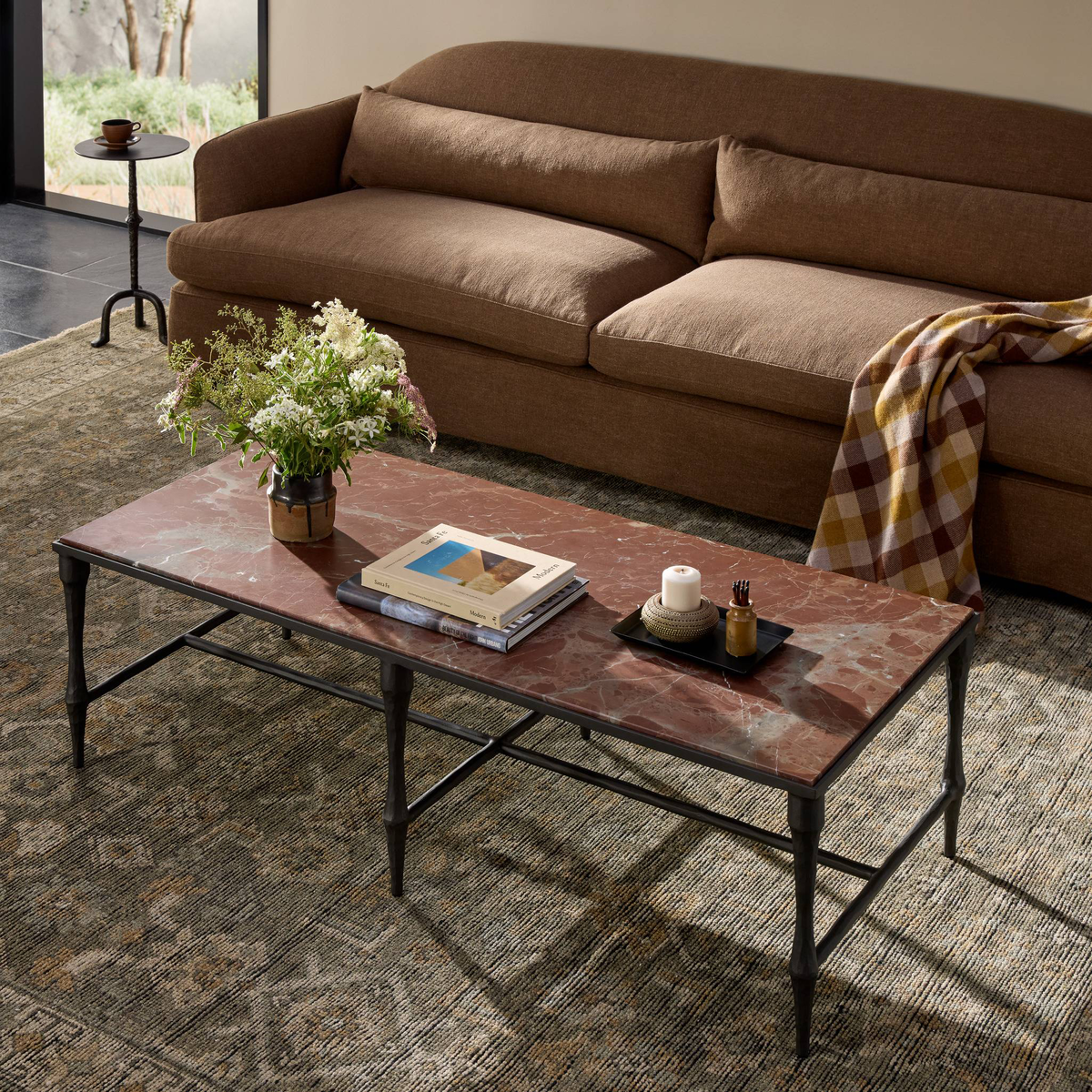 #color_smoke-and-russet-marble