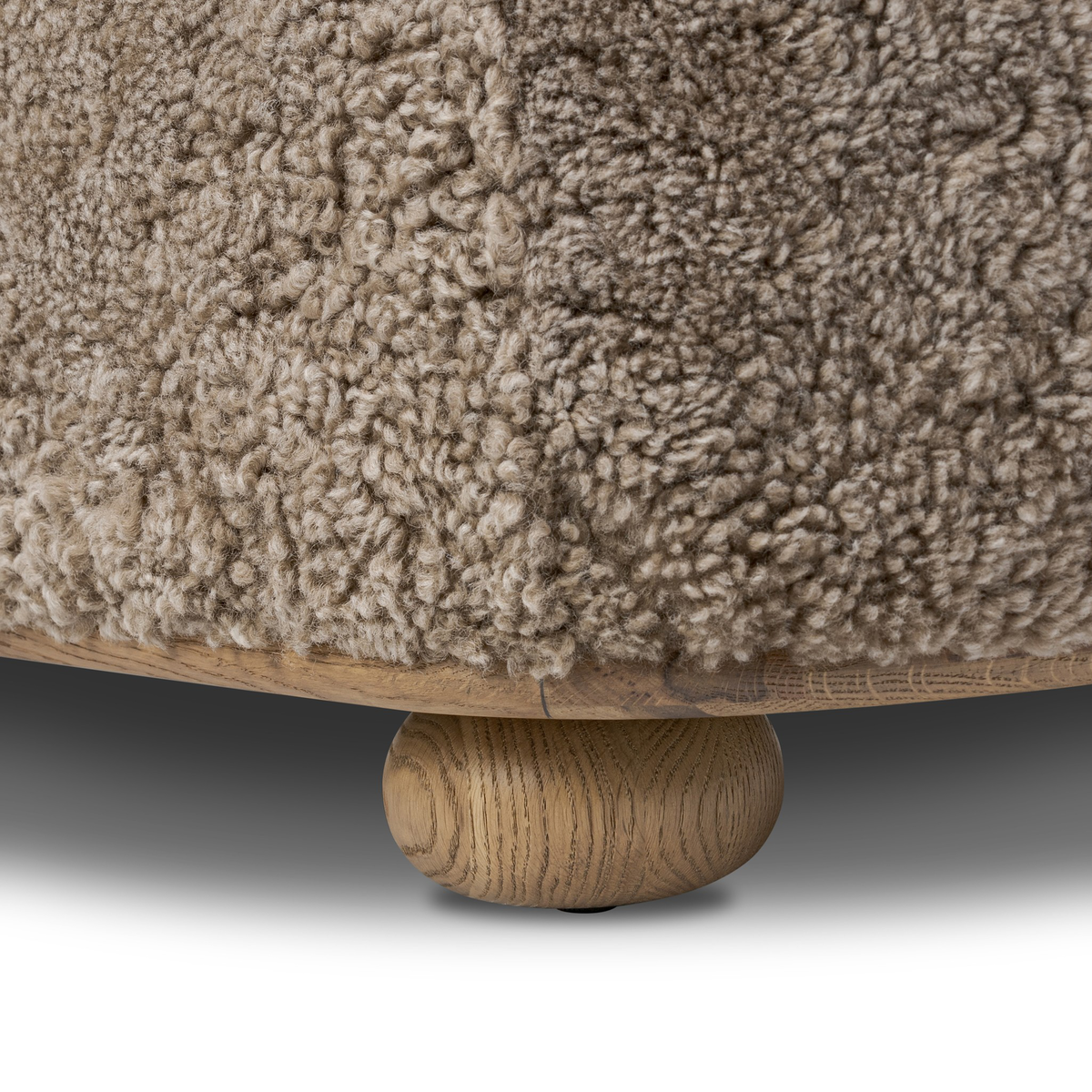 #color_taupe-shearling
