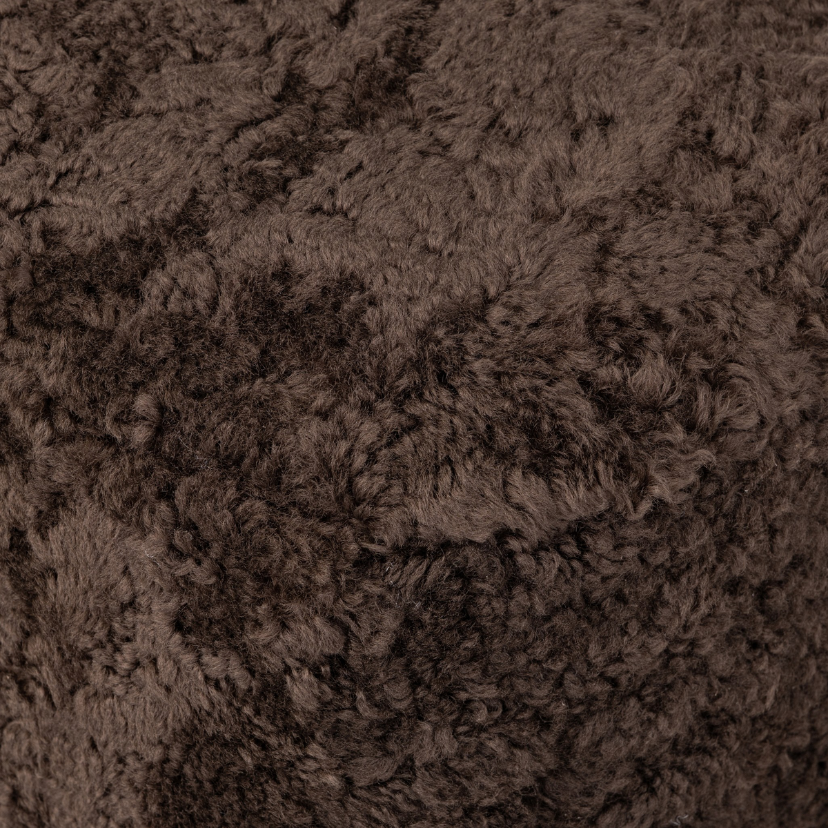 #color_cocoa-shearling