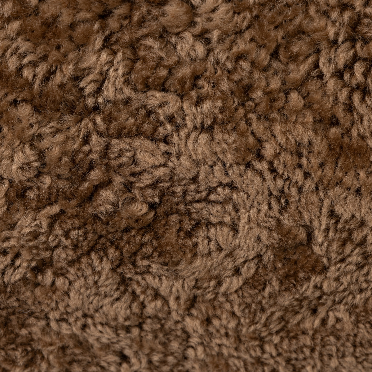 #color_amber-shearling