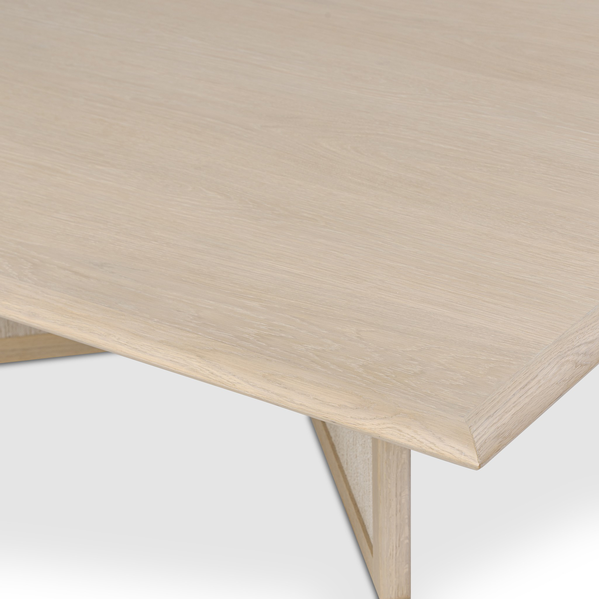 #color_natural-oak-veneer