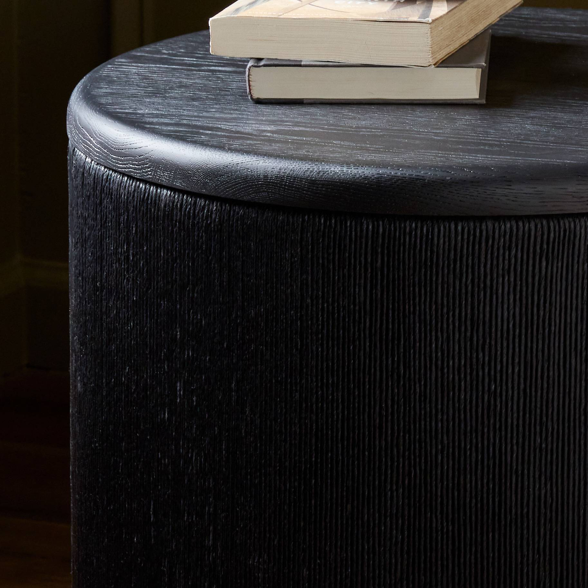 #color_black-oak-veneer