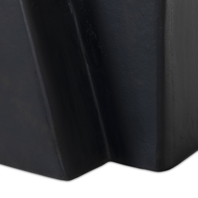 #color_black-antique