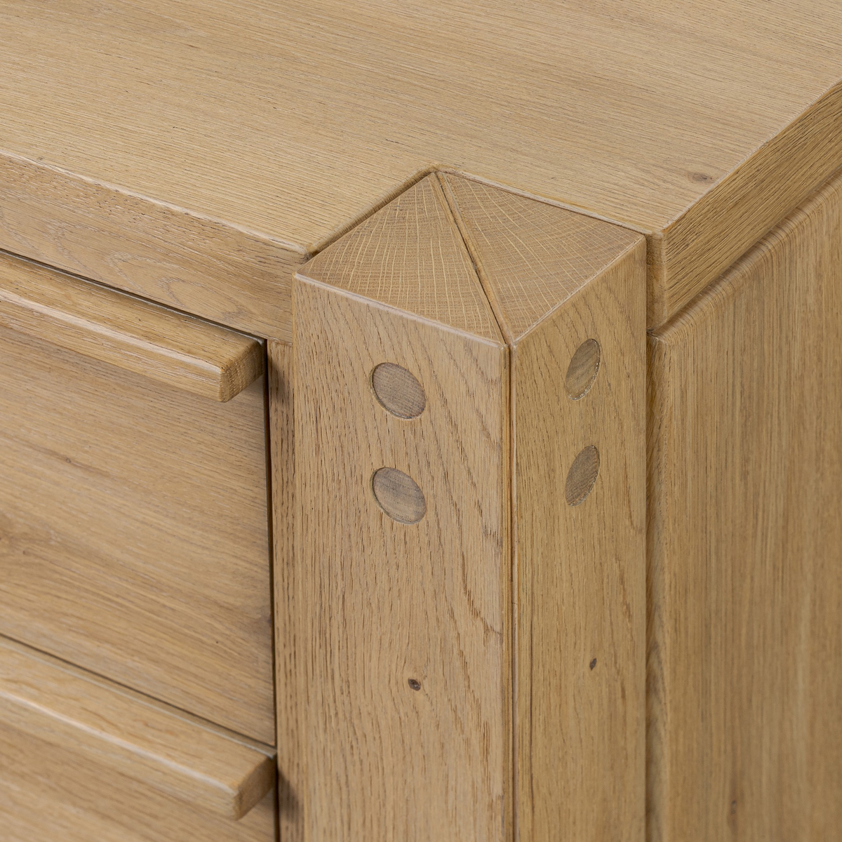 Emmer 8 Drawer Dresser