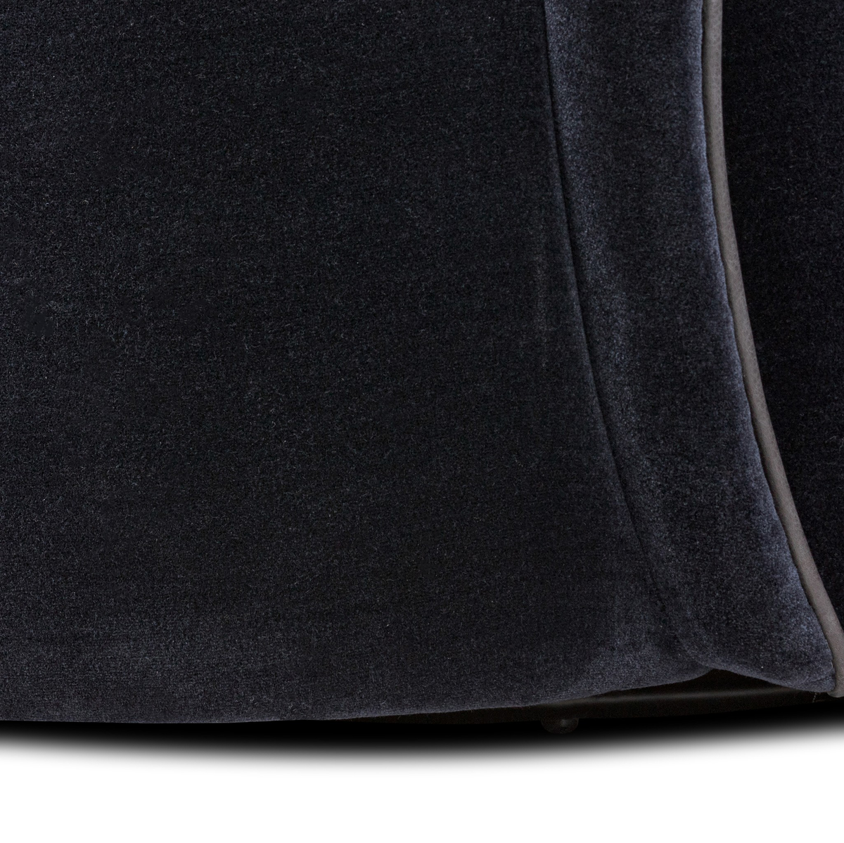 Laurrey Swivel Chair