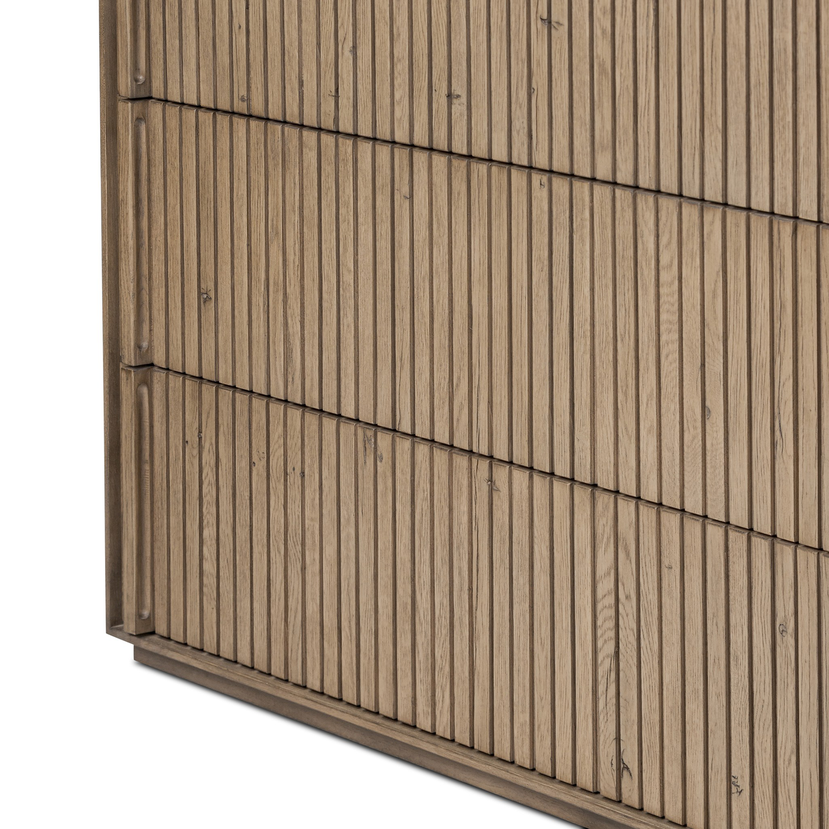 Leo 8 Drawer Dresser