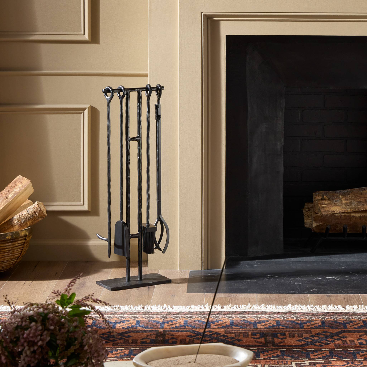 #color_hammered-black-iron