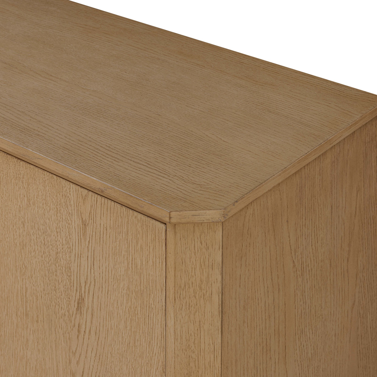 #color_light-wash-oak-veneer