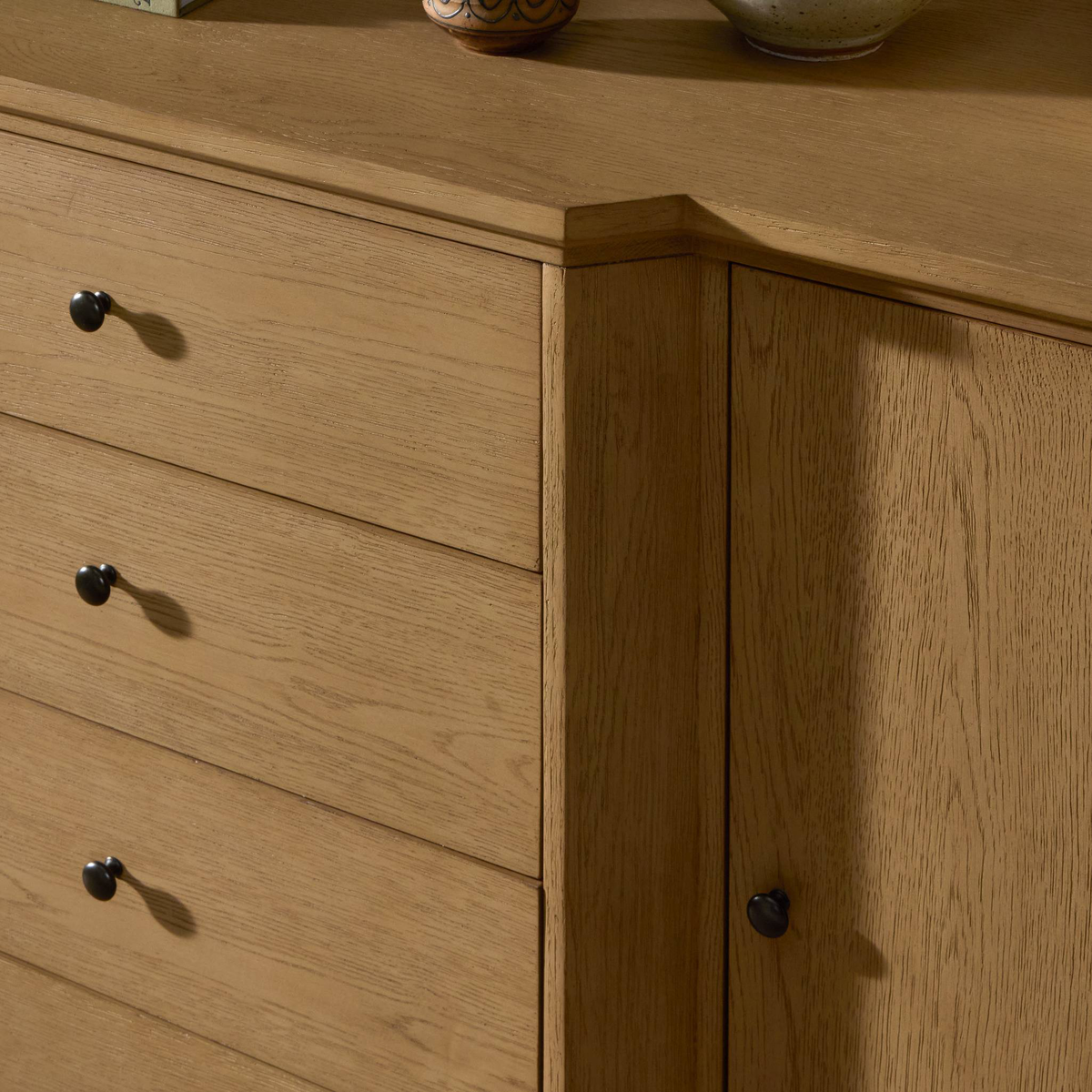 #color_light-wash-oak-veneer