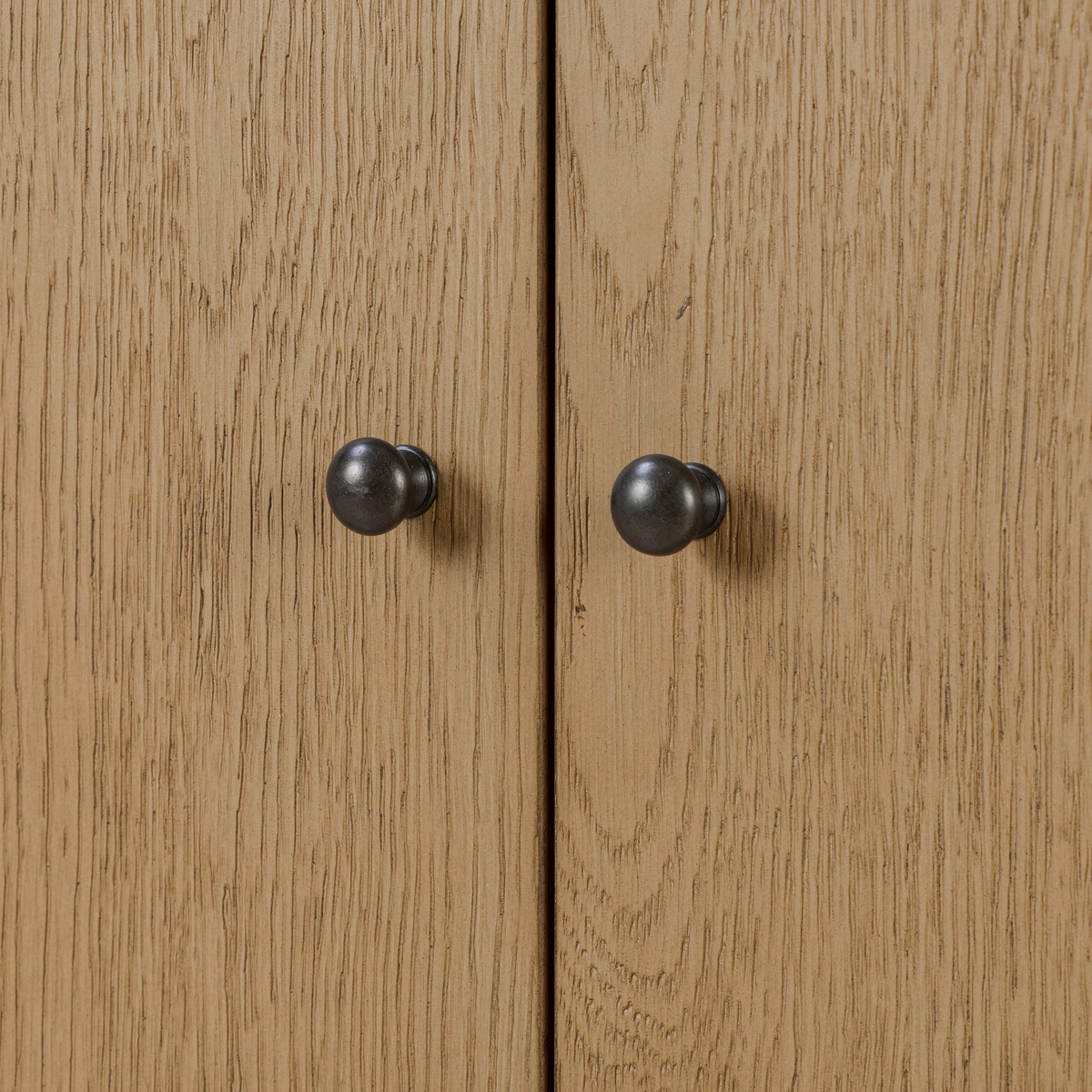 #color_light-wash-oak-veneer