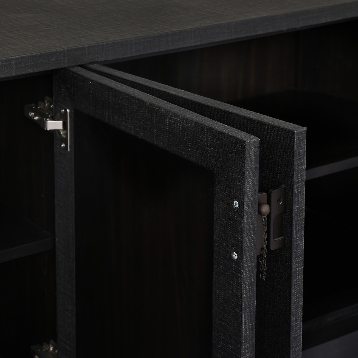 #color_black-linen