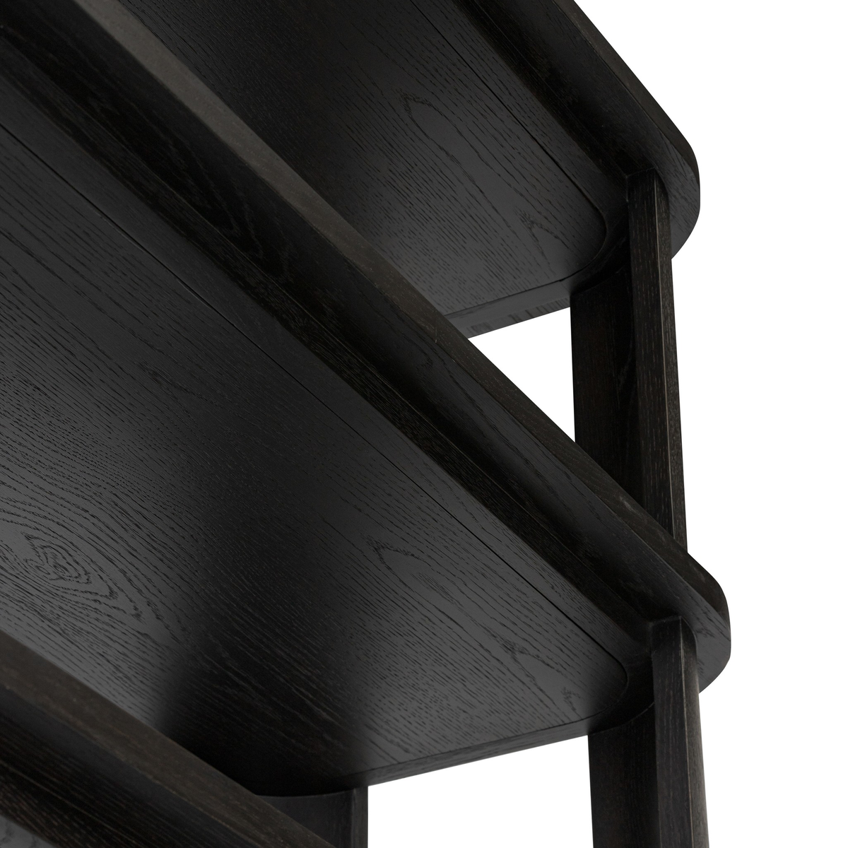 #color_worn-black