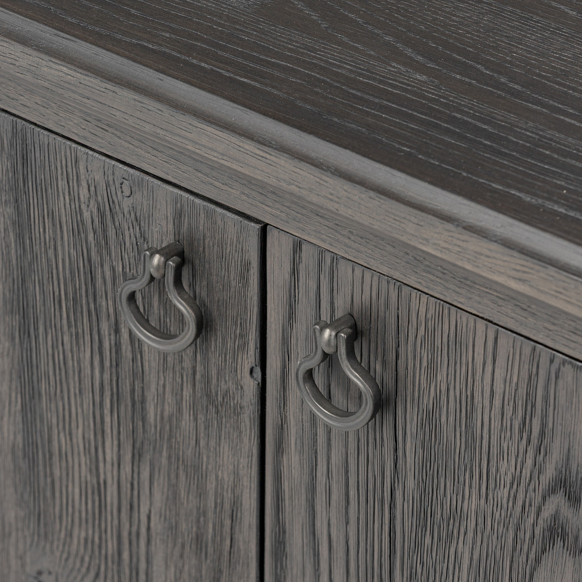 #color_worn-black-oak-veneer