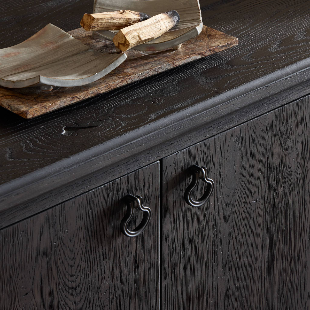 #color_worn-black-oak-veneer