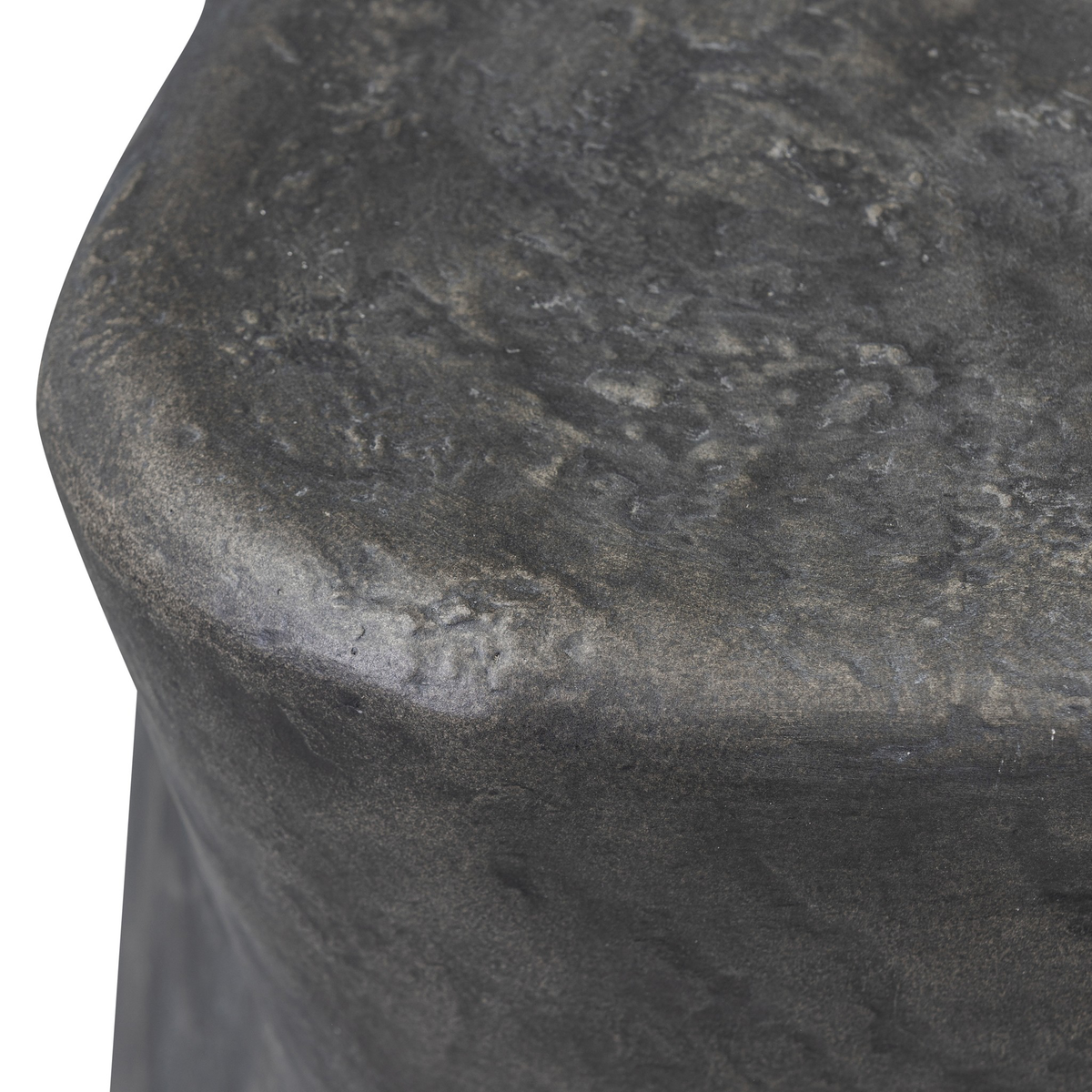 #color_textured-black-concrete