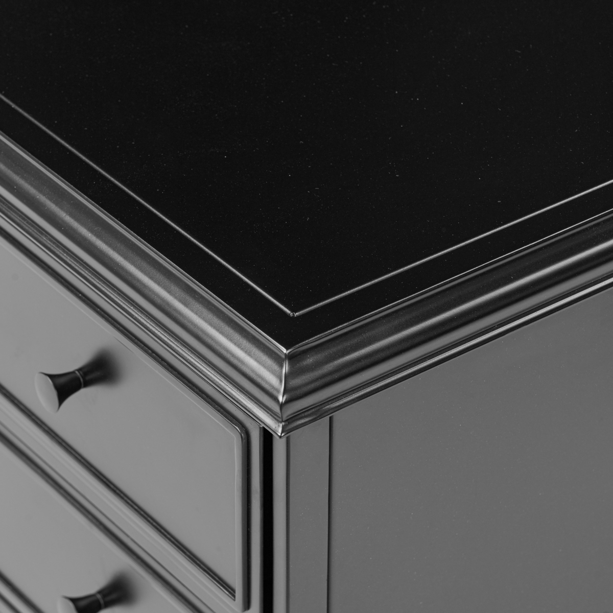 #color_black