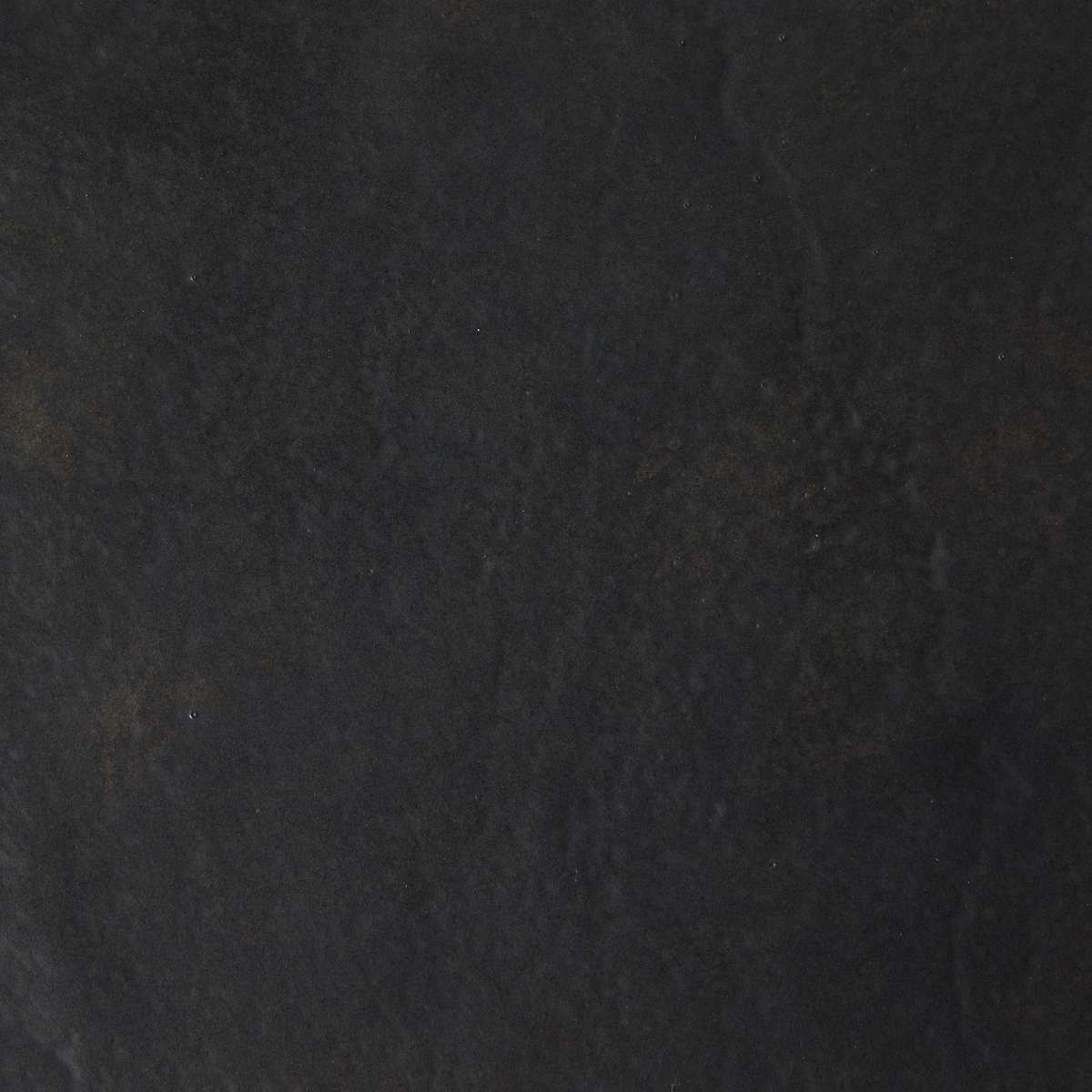 #color_black-antique
