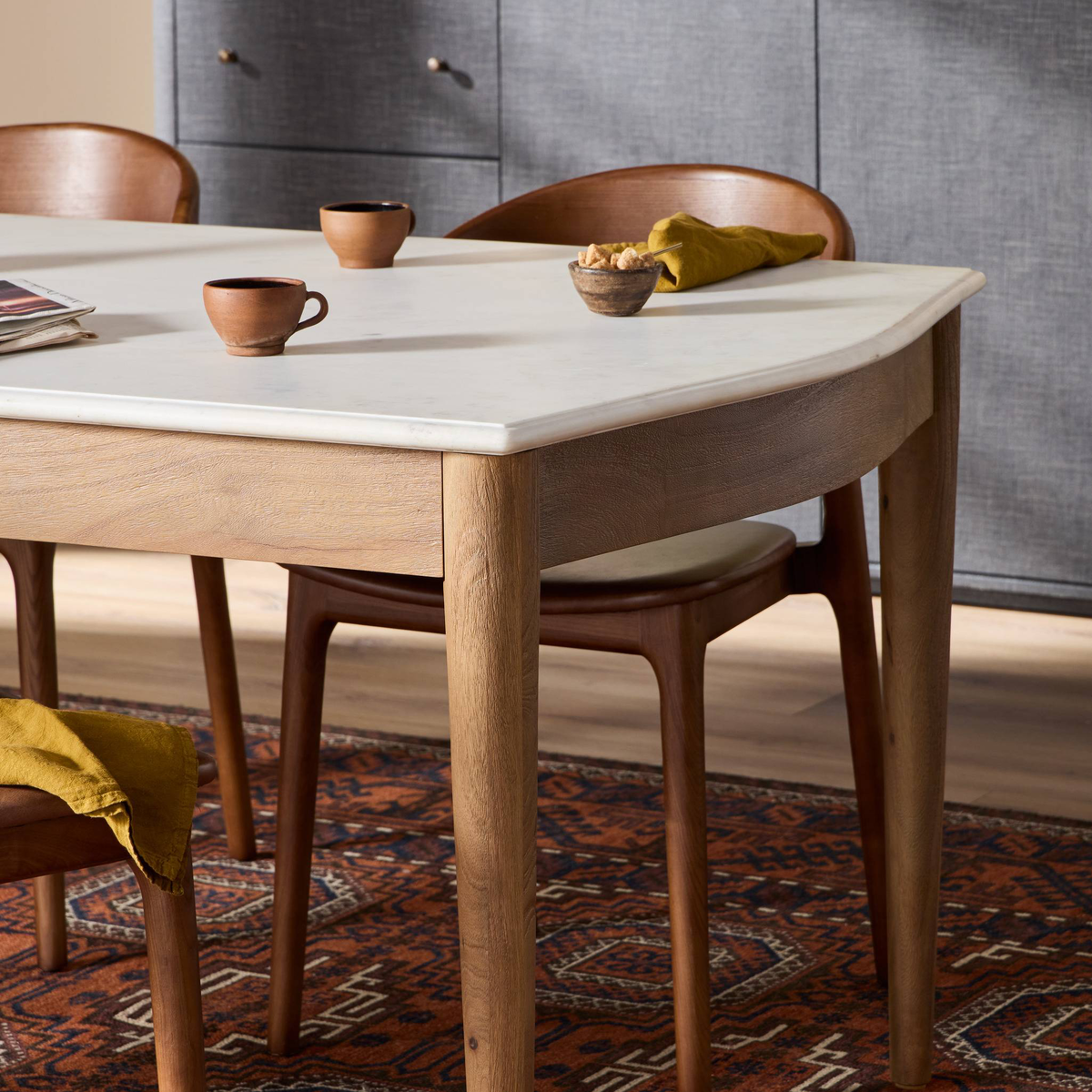 Lison Dining Table