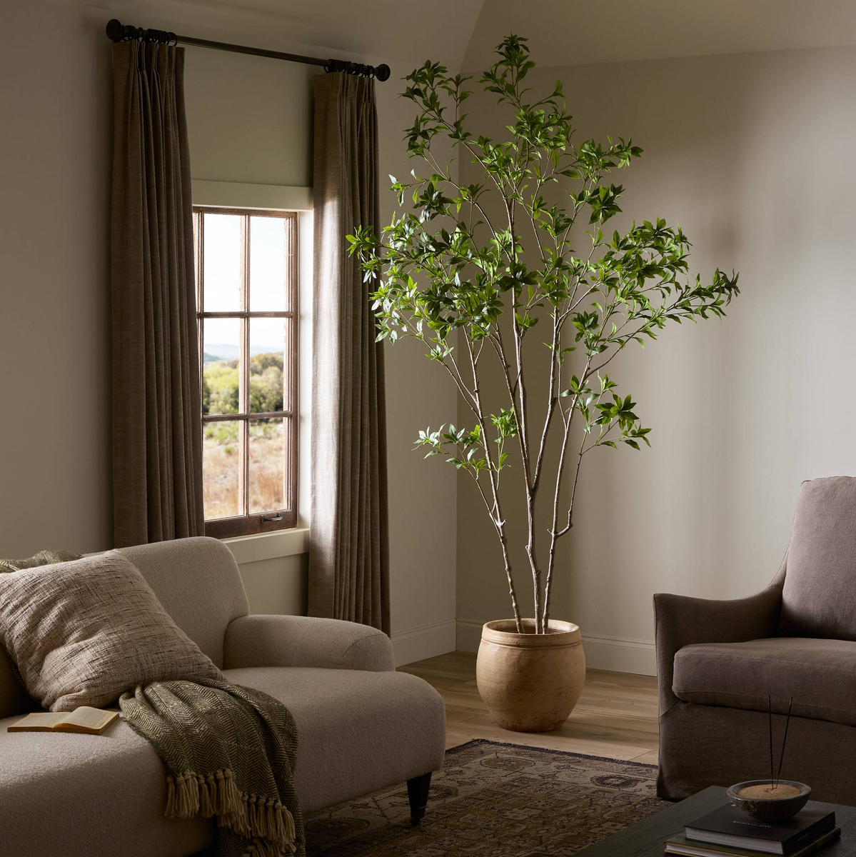 #color_faux-pieris-tree