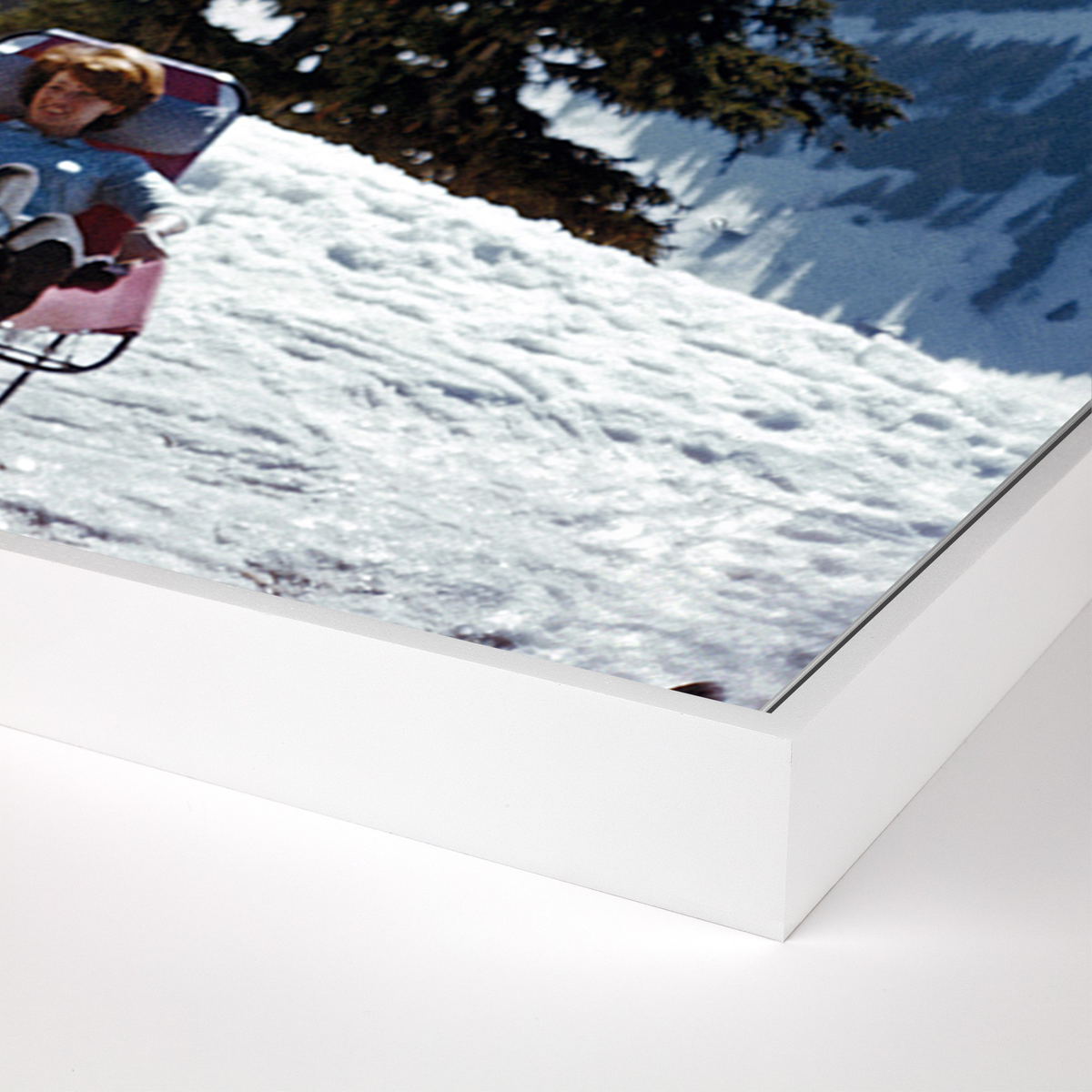 #color_white-maple-floater