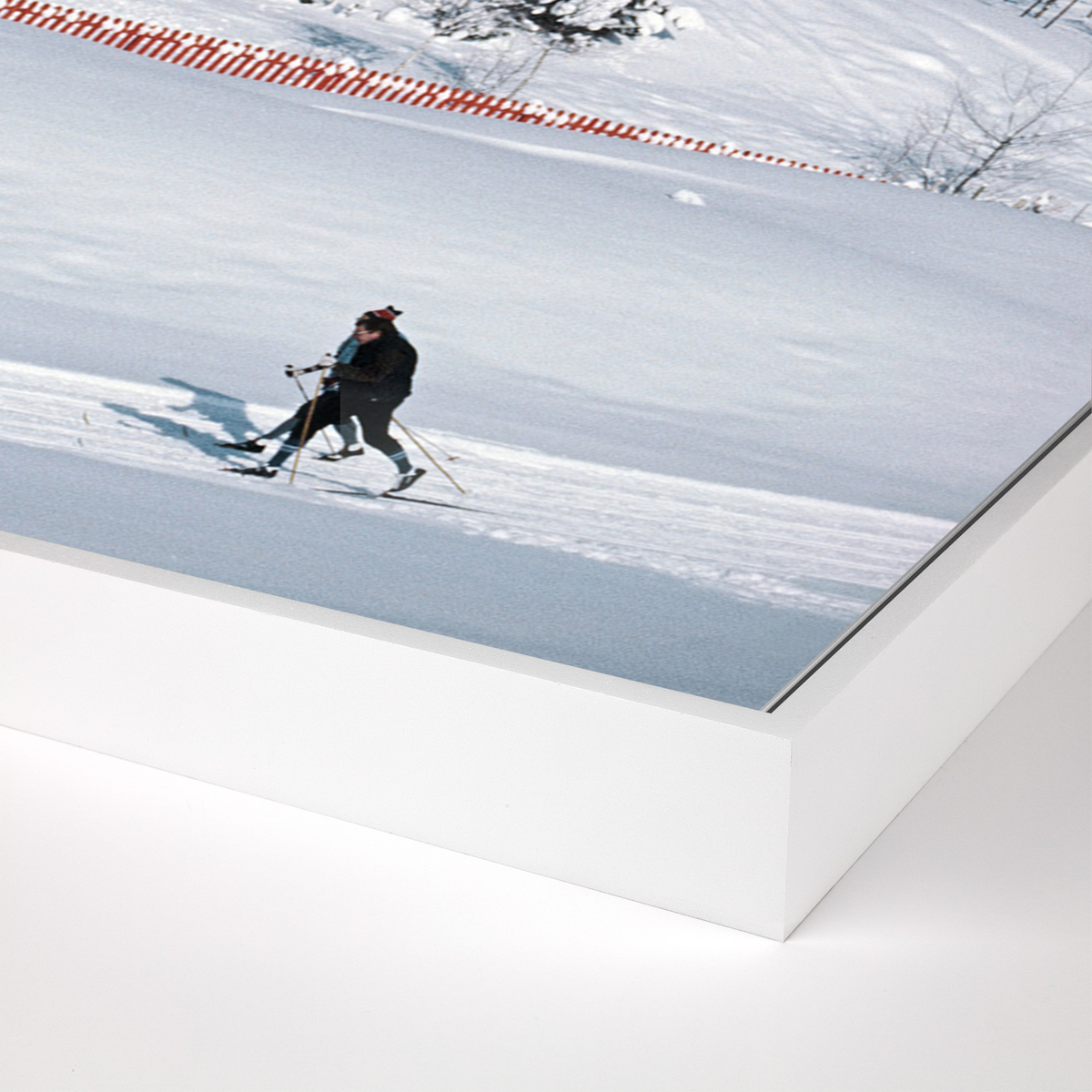 #color_white-maple-floater