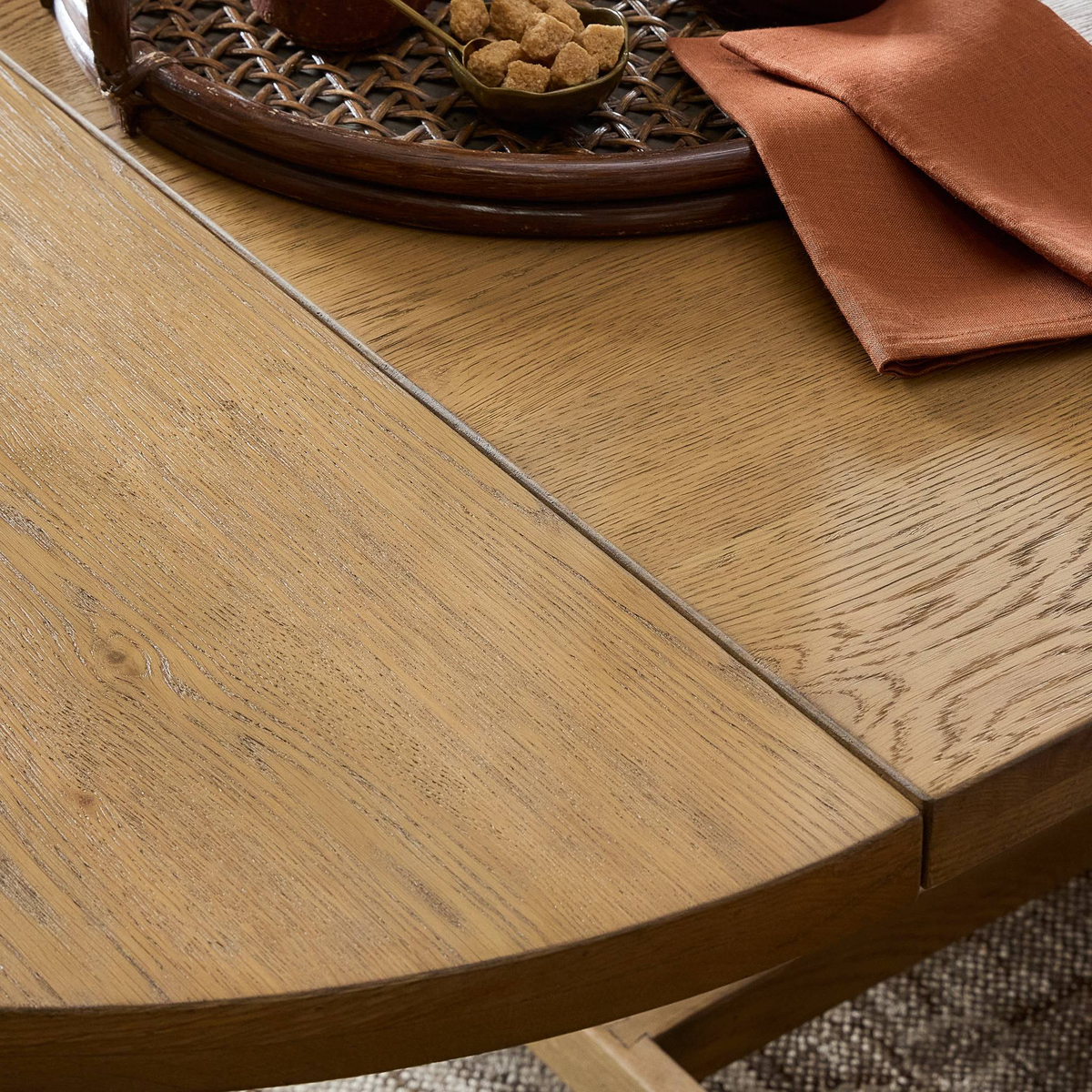 Blinn Oval Leaf Extension Dining Table