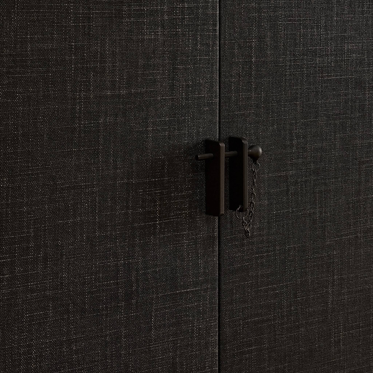 #color_black-linen