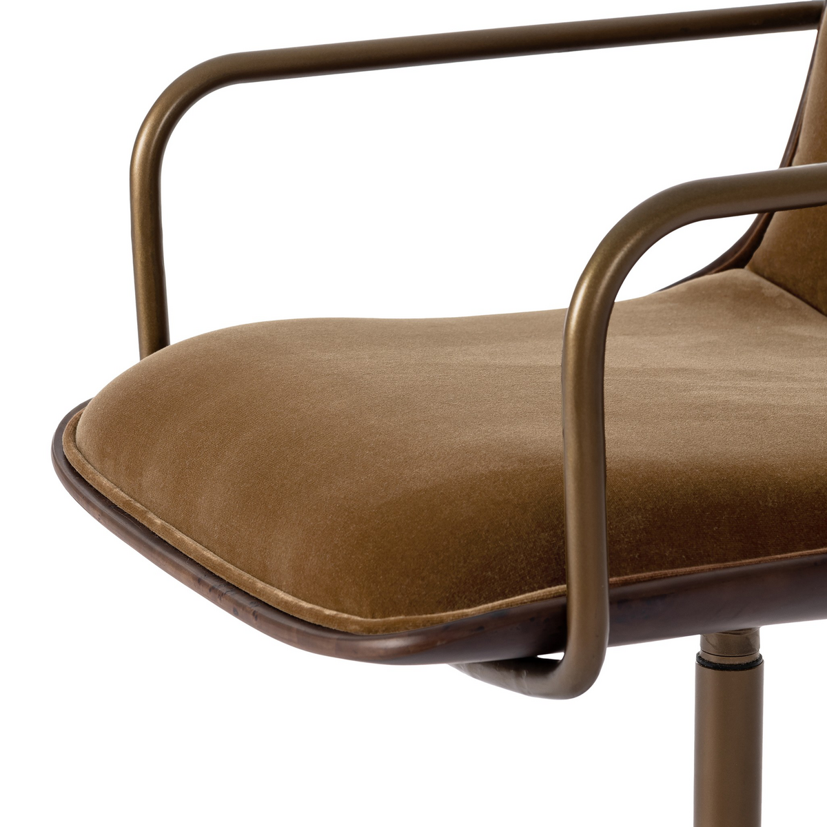 #color_seating/chairs/desk