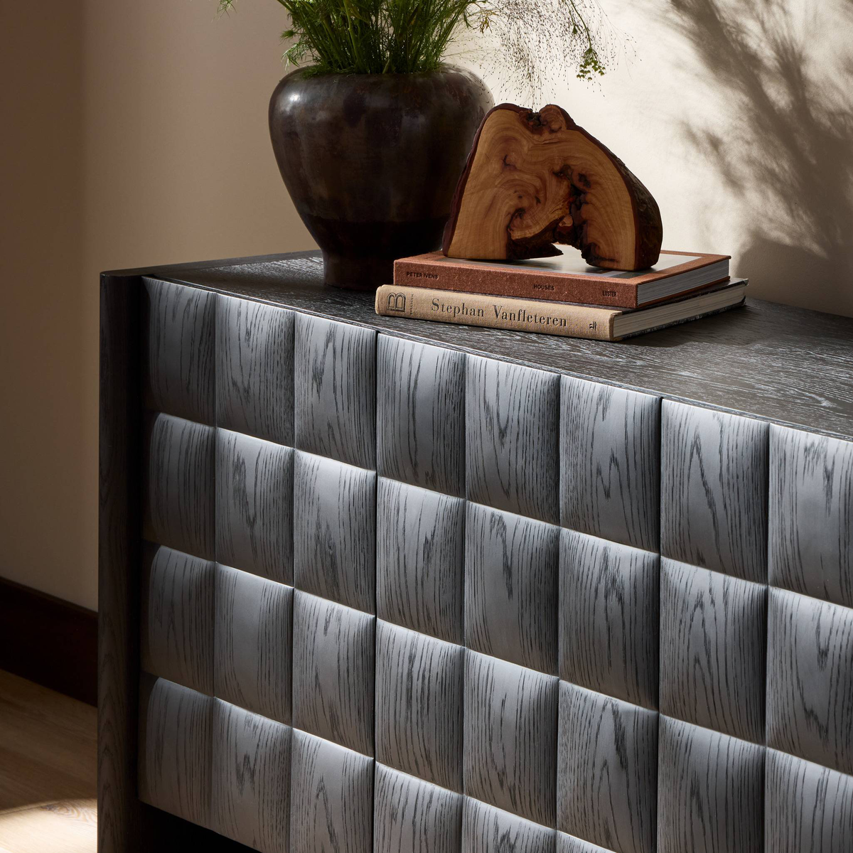 #color_dry-black-oak-veneer