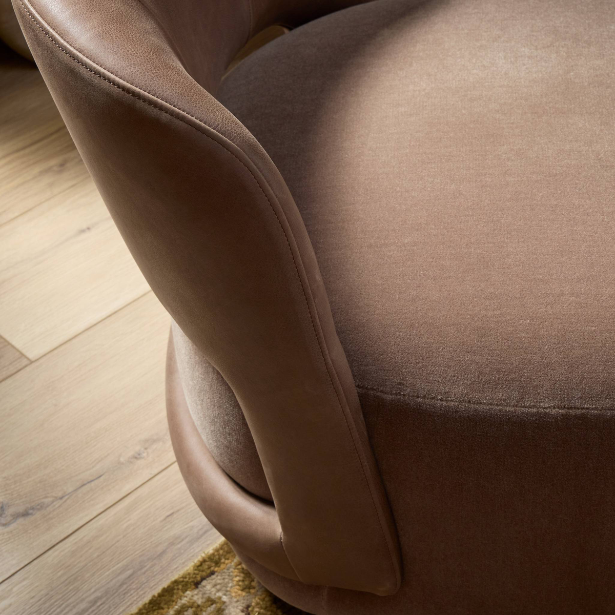 Andrina Swivel Chair